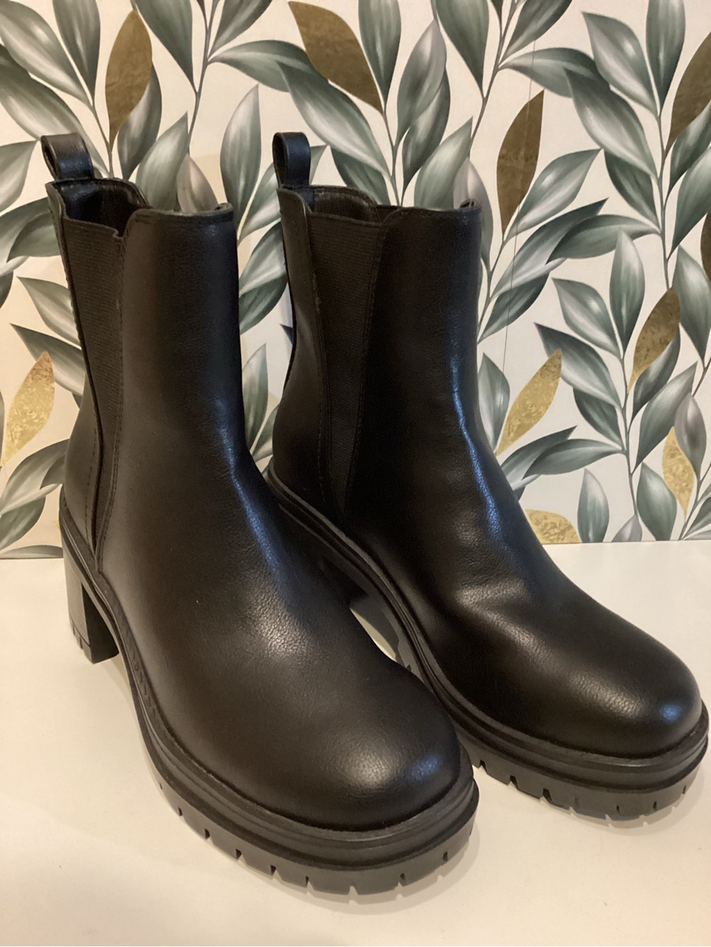 MIA Black Leather Chelsea Lug Heel Booties - Picture 1 of 7